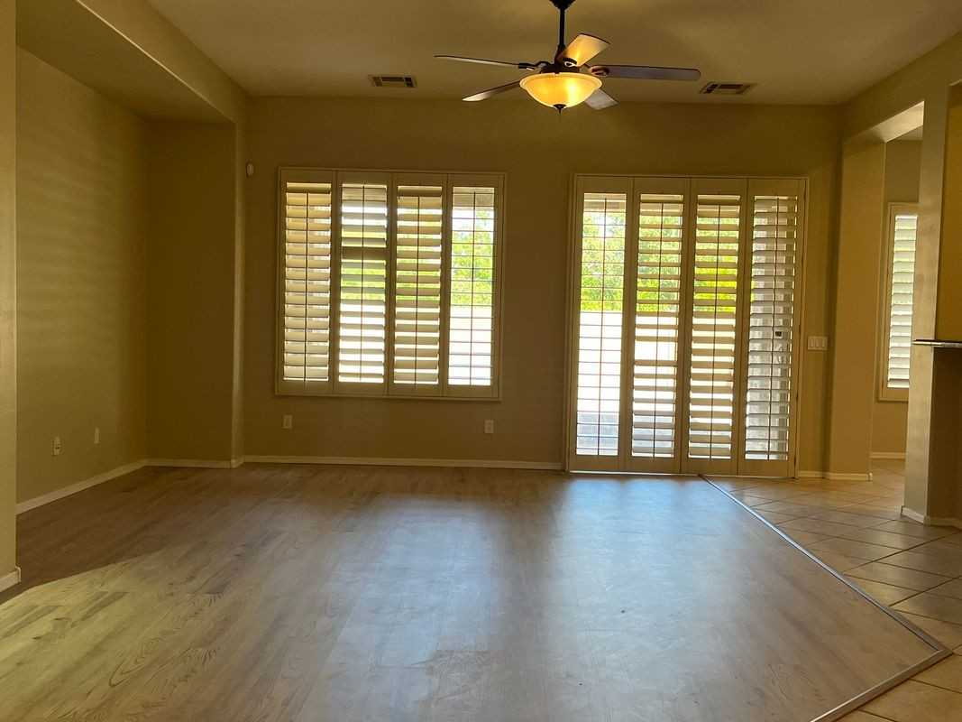 4918 E Gleneagle Dr - Photo 4 of 46