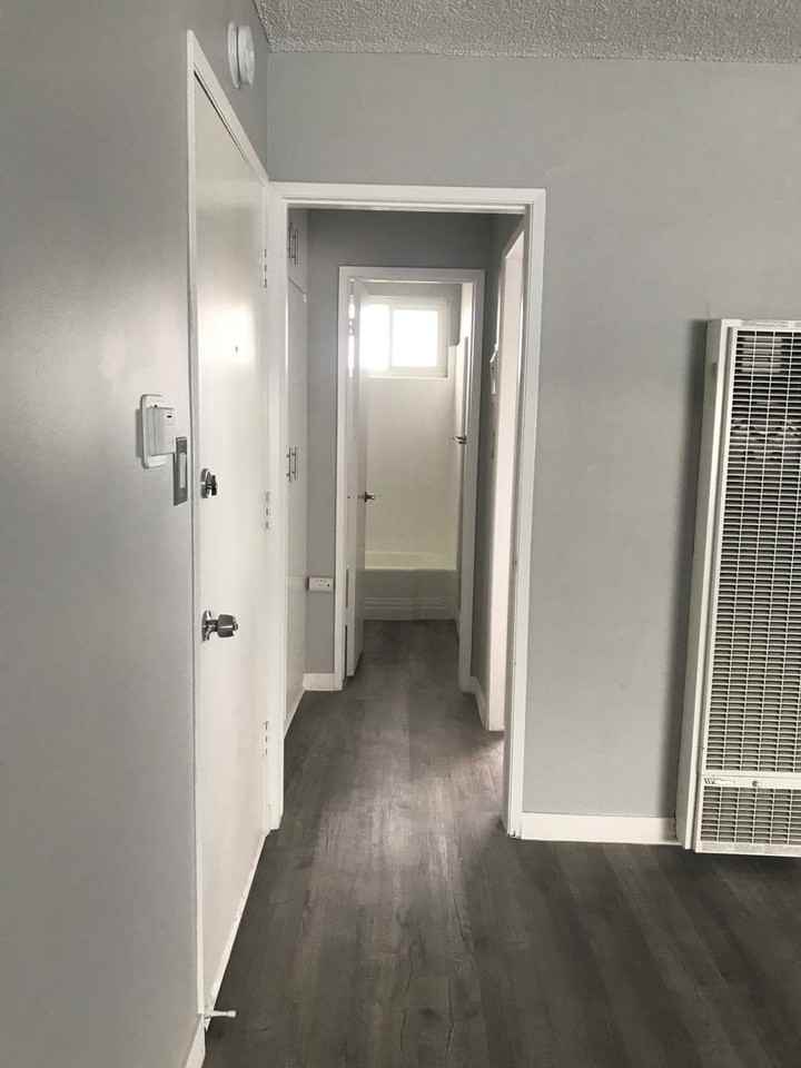 730 - 740 W. 214th Street - Photo 2 of 7