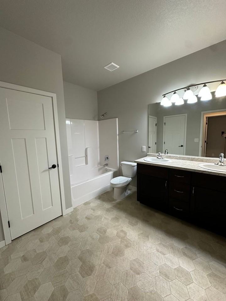 3226 31st St S - Photo 5 of 15