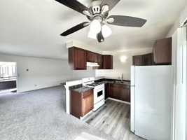 featured image of 4422 Temecula St