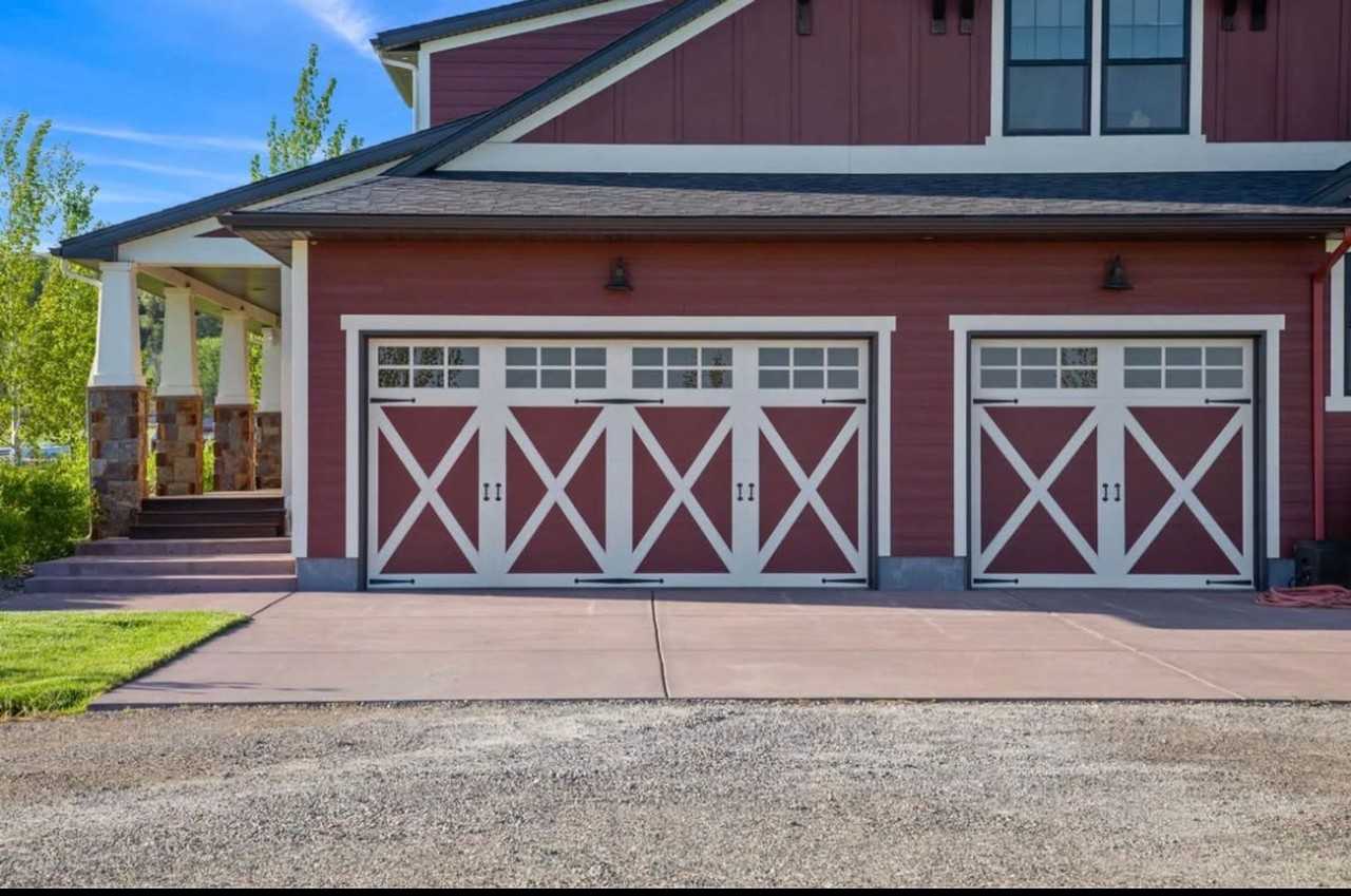 3904 Retreat Drive - Photo 6 of 31