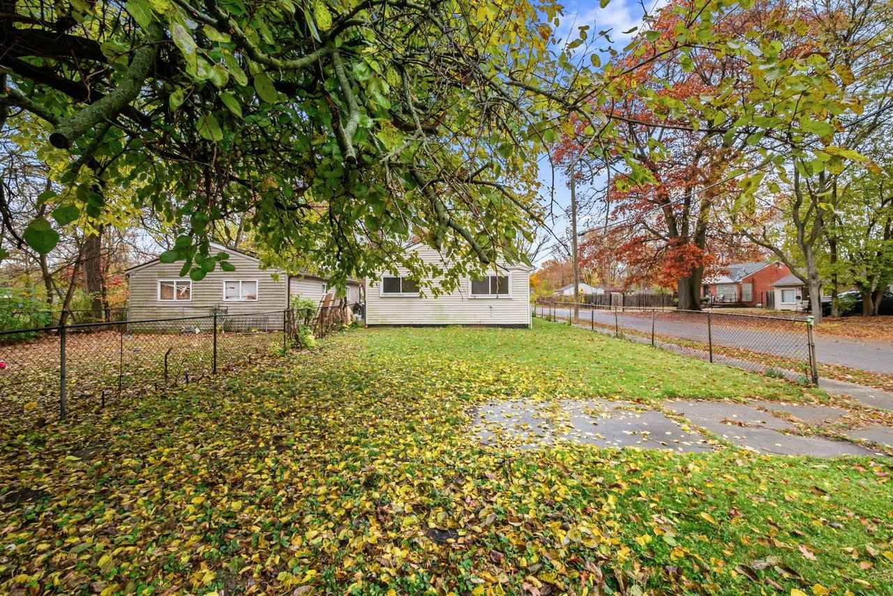 15914 Dacosta Street - Photo 5 of 21