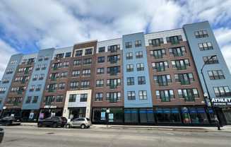 2740 N Spaulding Ave - Photo 1 of 1