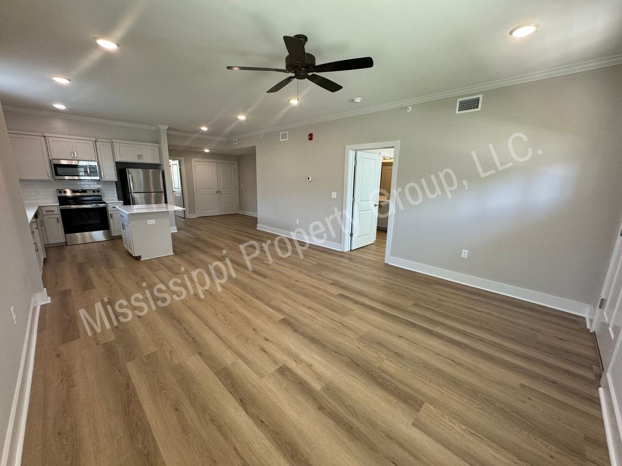 1205 Pleasant Drive - Photo 3 of 17