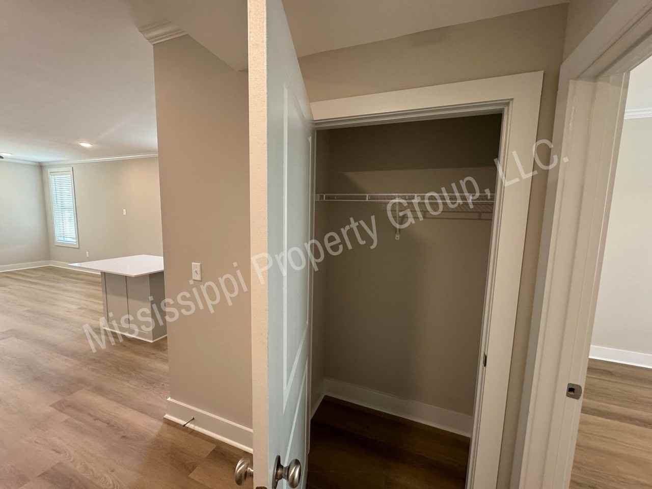 1205 Pleasant Drive - Photo 7 of 17