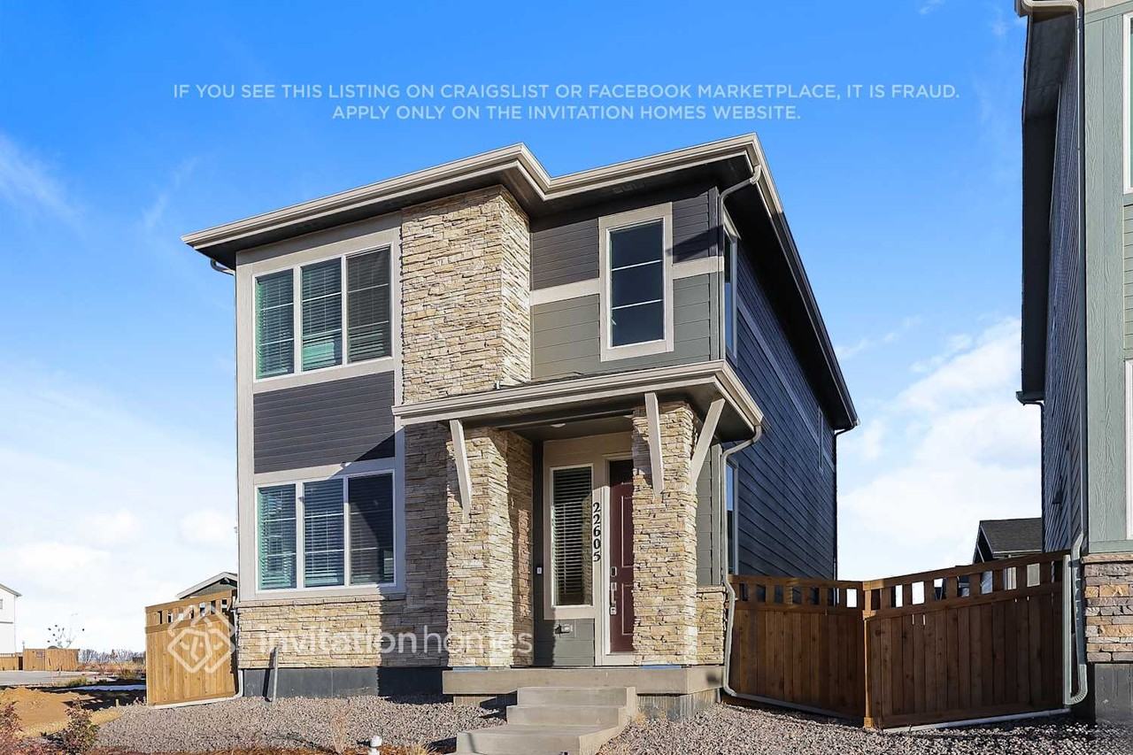 22605 E 47th Ave - Photo 4 of 18