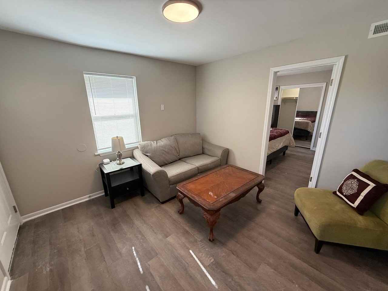 213 N Ann St #5 - Photo 7 of 17