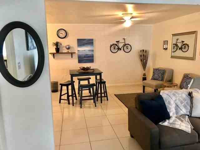 Shasta View Apartments - Photo 2 of 22