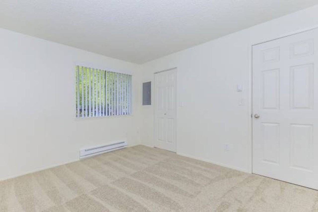 Scarborough Townhomes - Photo 5 of 9