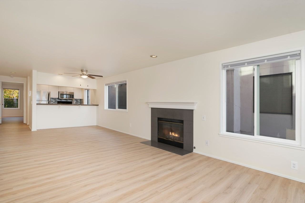 4208 Beach Drive - Photo 2 of 21