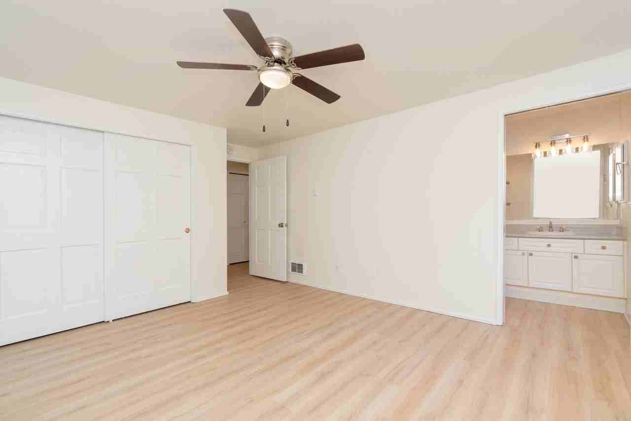 4208 Beach Drive - Photo 6 of 21