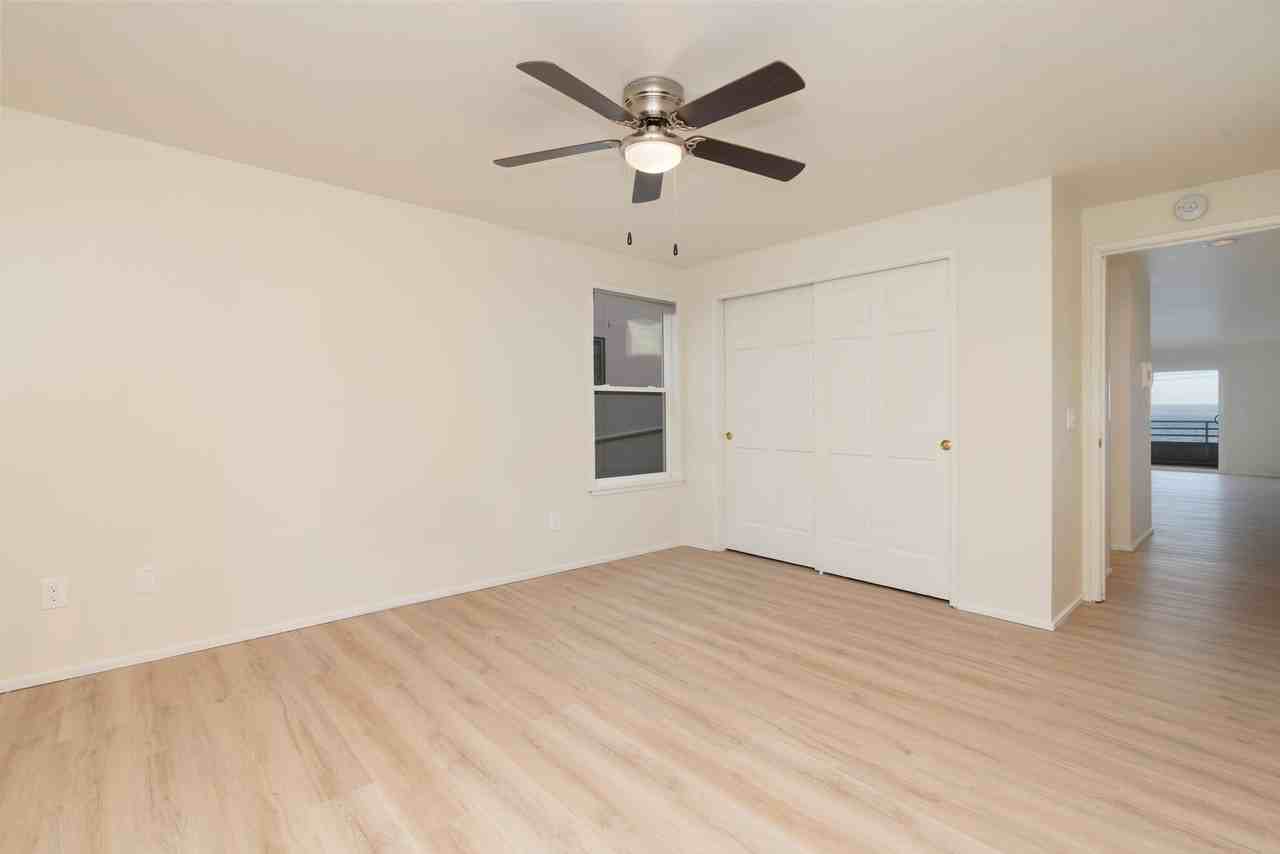 4208 Beach Drive - Photo 7 of 21