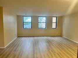 featured image of 2 Columbia Avenue