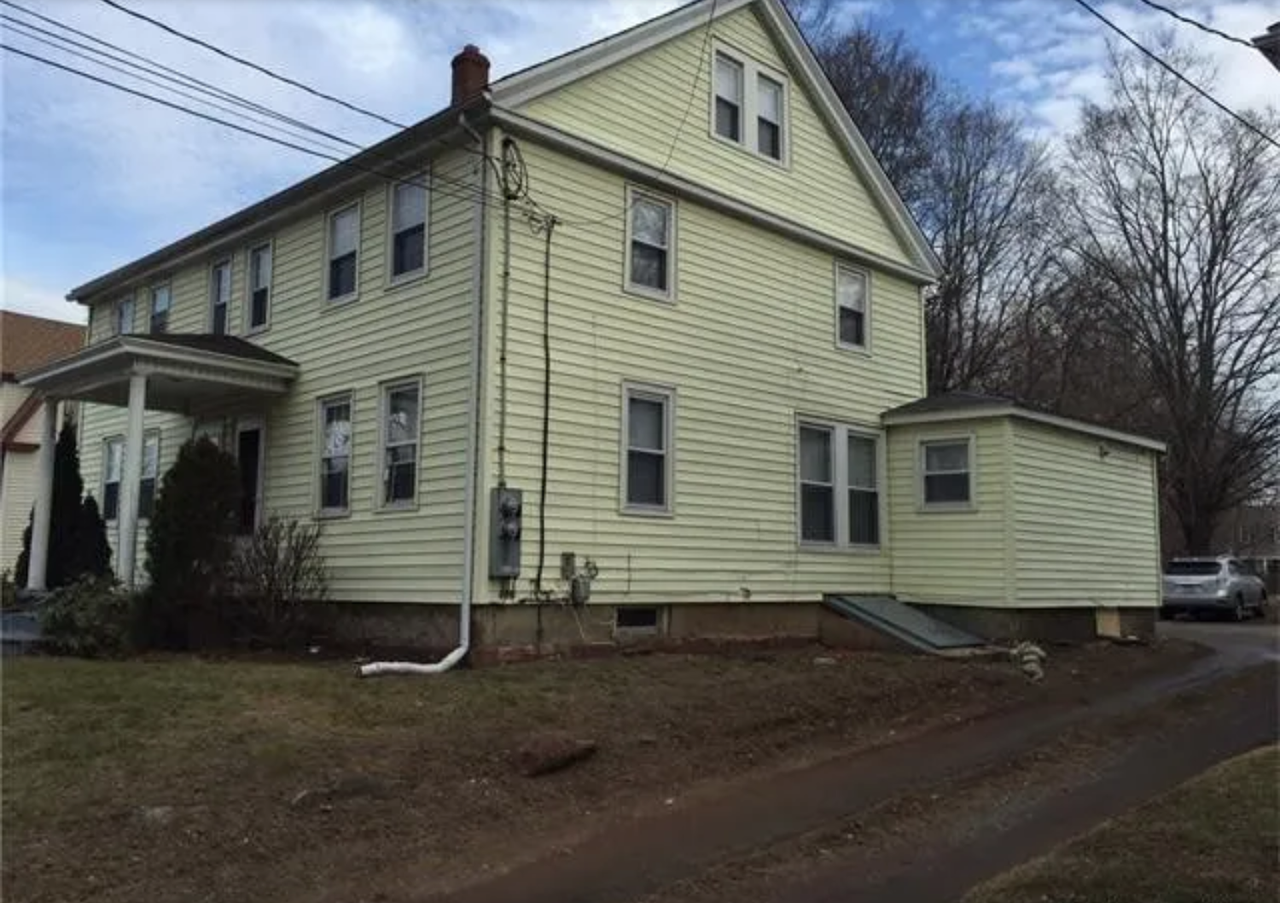 16 Addison Rd #16 - Photo 2 of 8