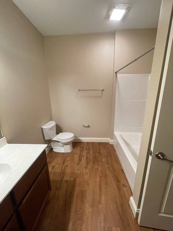 427 Latta Rd - Photo 5 of 8