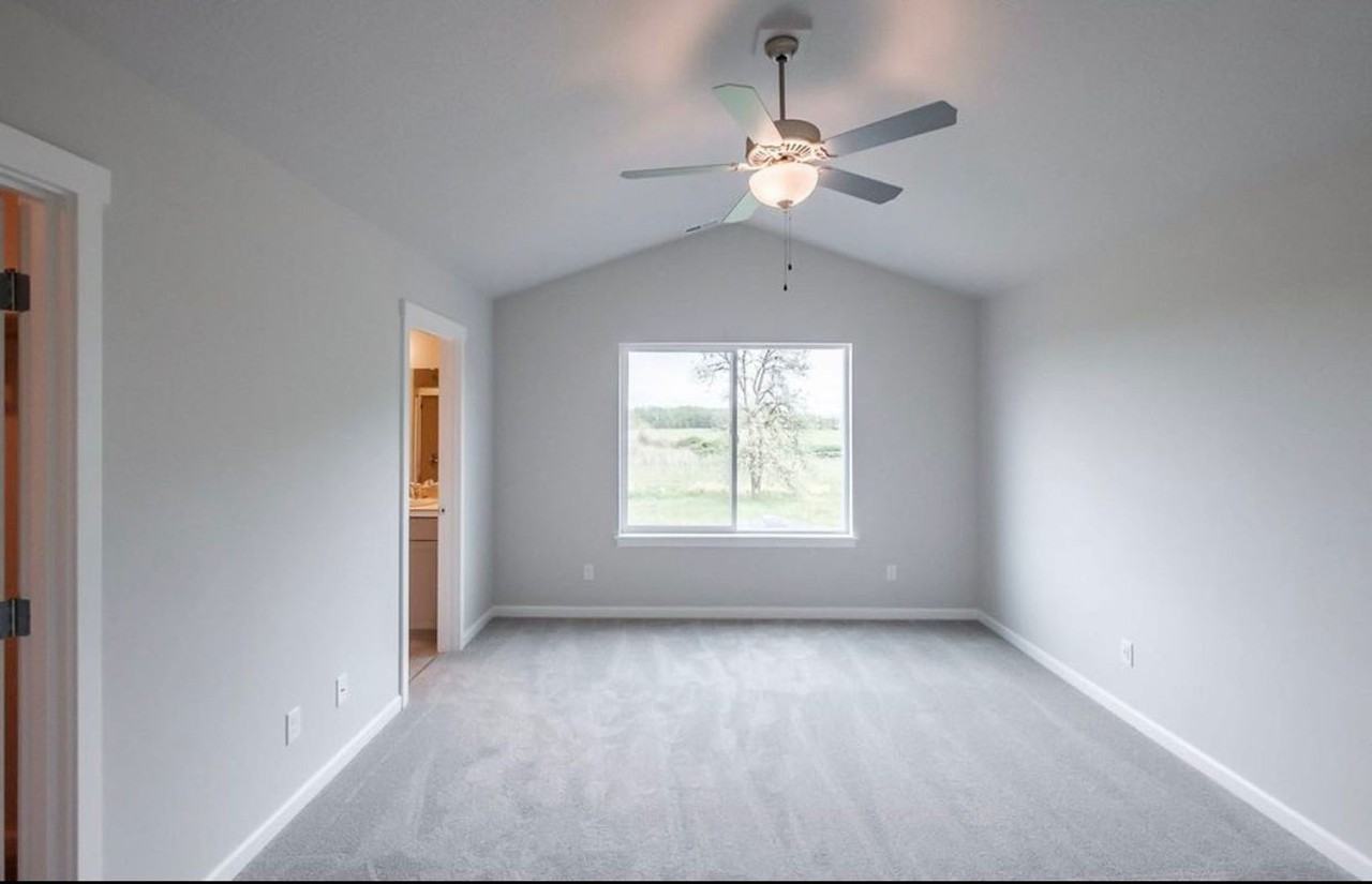 4583 Sagecrest Dr Ne - Photo 7 of 46