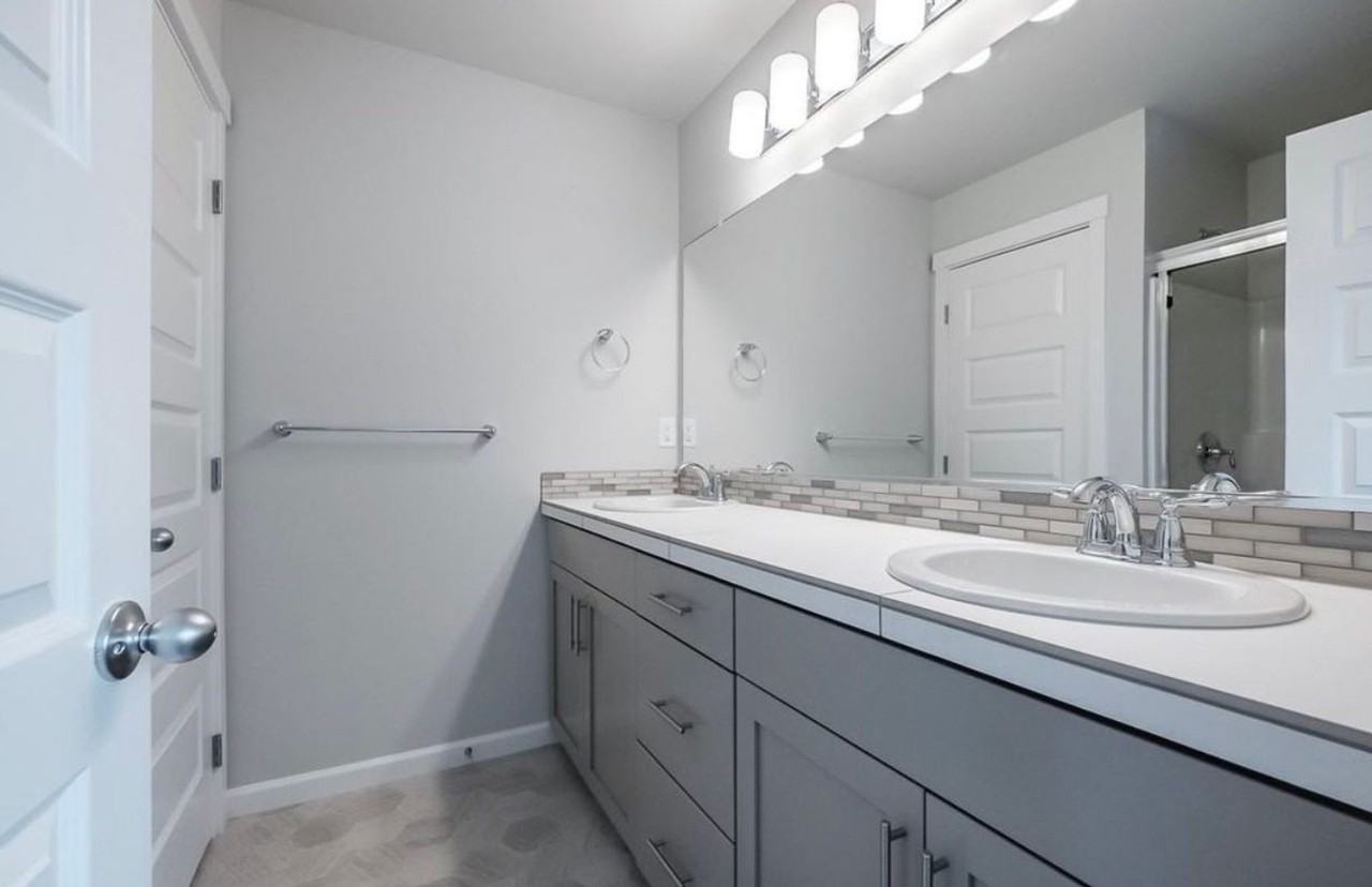 4583 Sagecrest Dr Ne - Photo 4 of 46