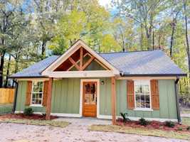 featured image of 12 County Road 1069