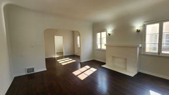 428-430 1/2 Curson - E.E. Separate Prop Tr., M&H Kramer Rev.Tr. - Photo 1 of 1