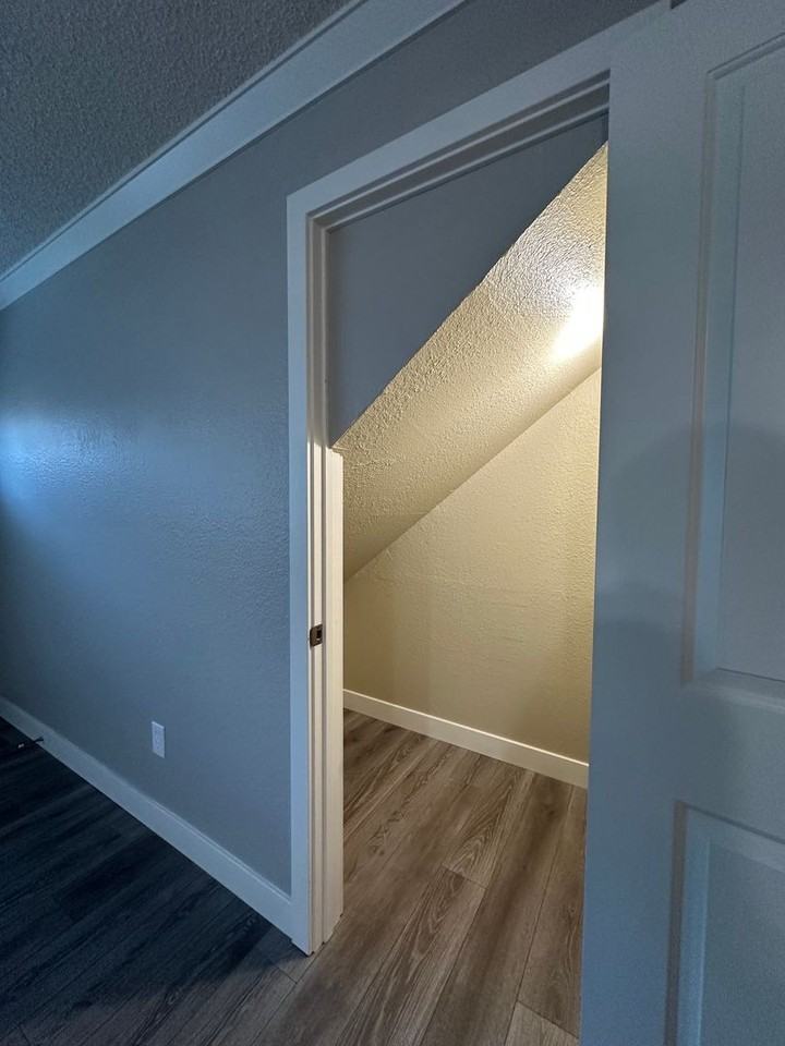 1731 O St #5 - Photo 7 of 22