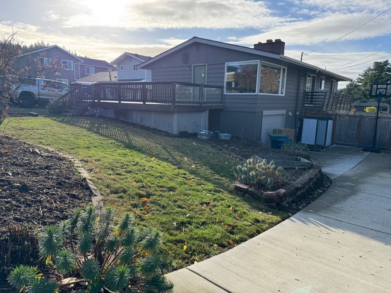 3918 S Ave - Photo 3 of 30