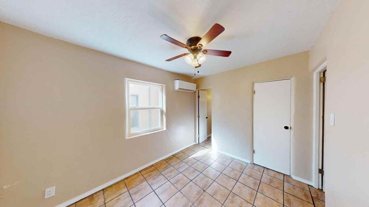 1450 Cerrillos Rd - Photo 7 of 12