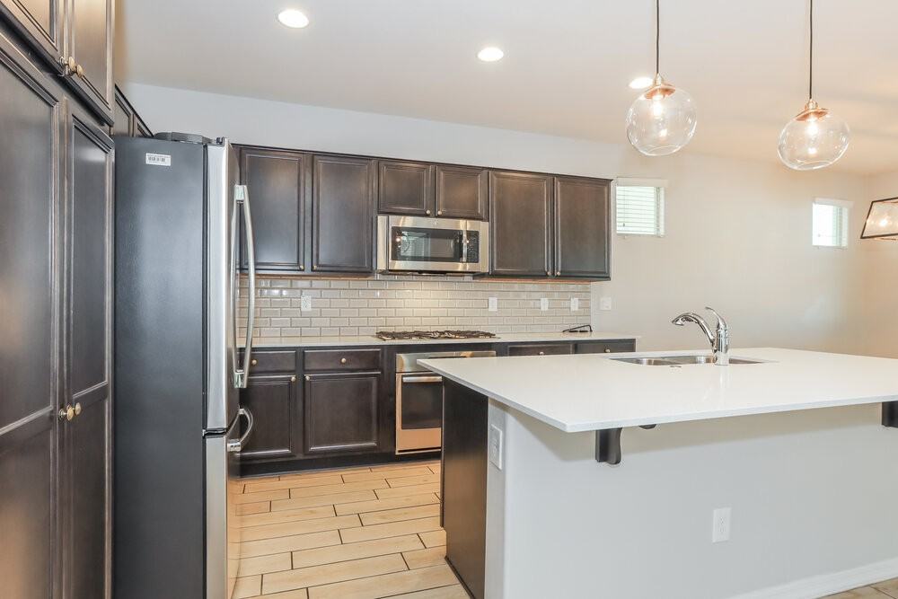 3710 E Robert St - Photo 7 of 17