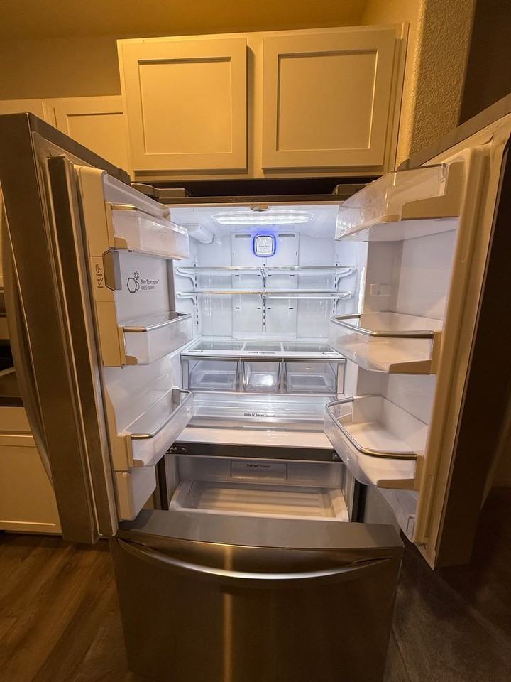 8228 Kossum Way - Photo 5 of 25