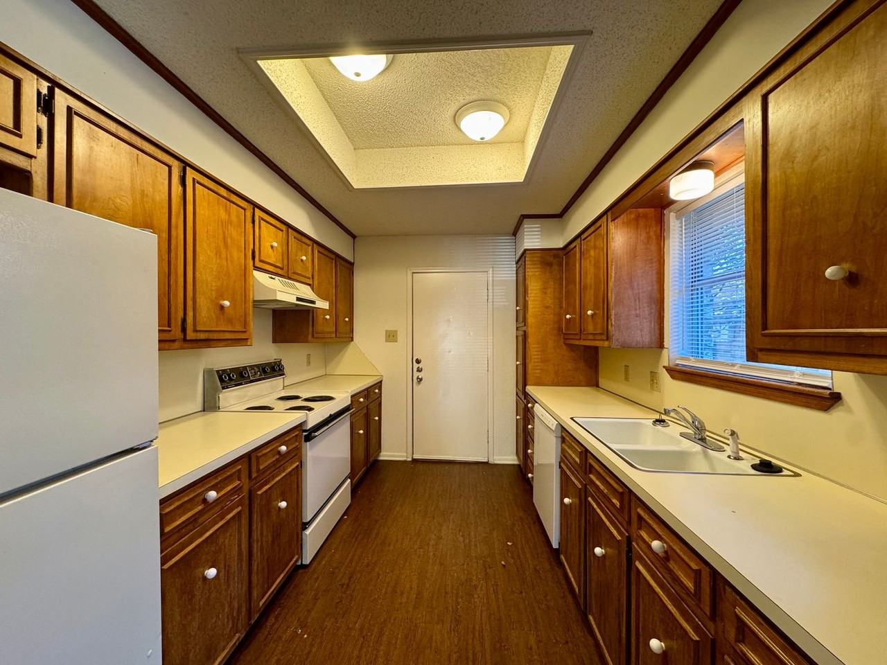 6802 Old Briarstown Road - Photo 4 of 10