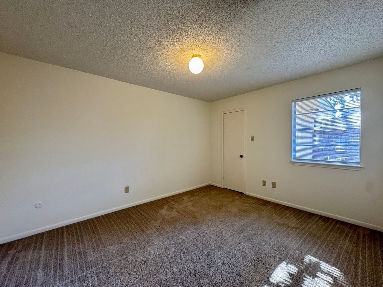 6802 Old Briarstown Road - Photo 7 of 10