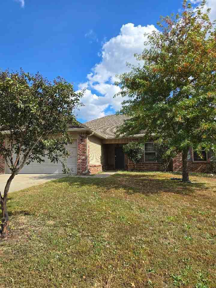 157 Durham Loop - Photo 2 of 18