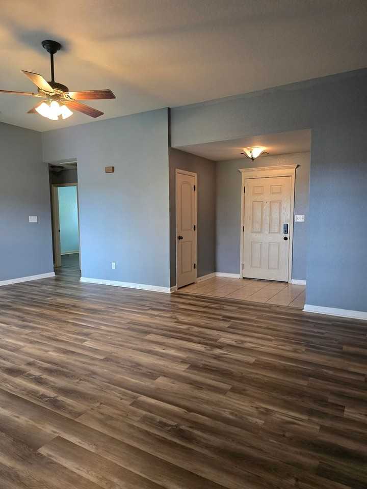 157 Durham Loop - Photo 3 of 18