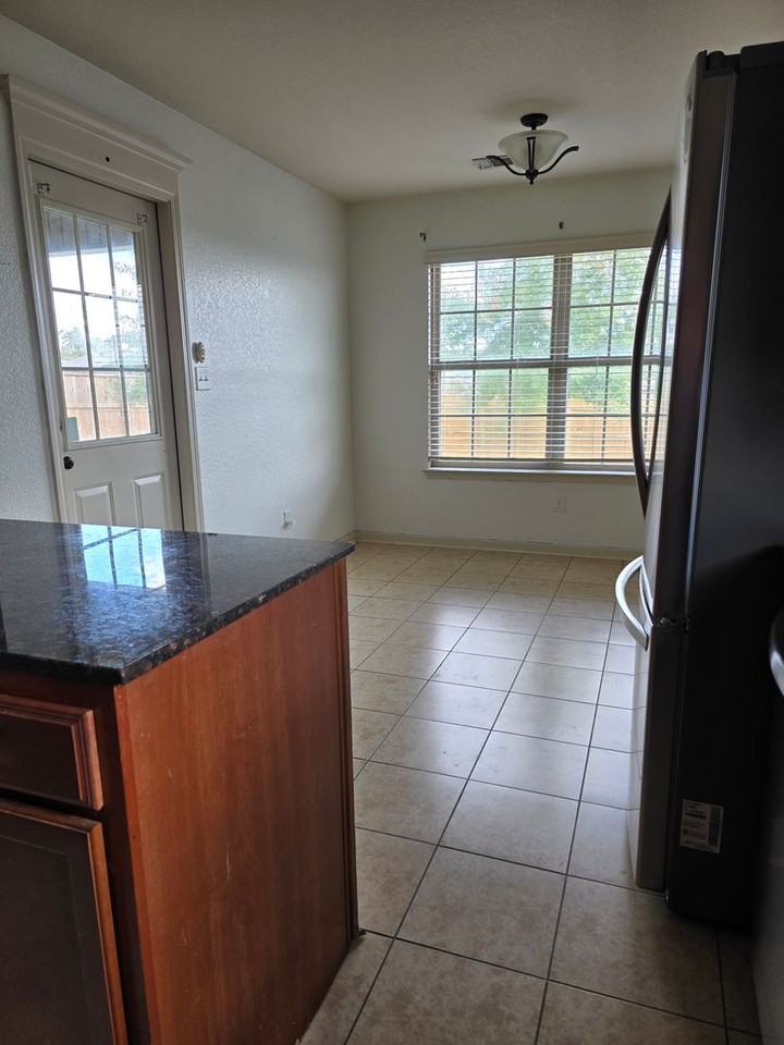 157 Durham Loop - Photo 6 of 18