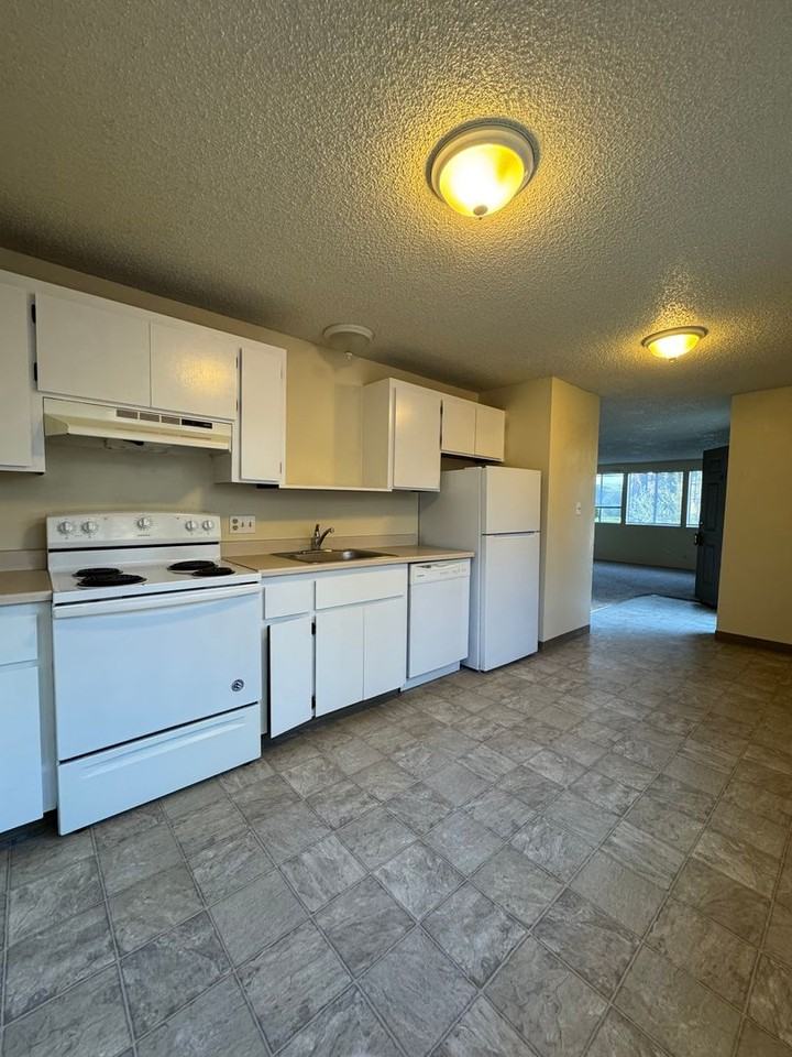 4564 Valley West Blvd - Photo 4 of 11