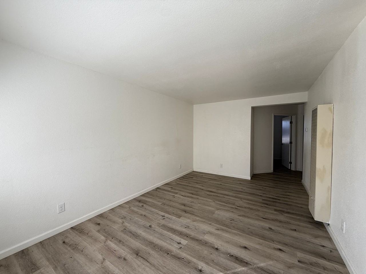 524 E Avenue Q12 #3 - Photo 4 of 11