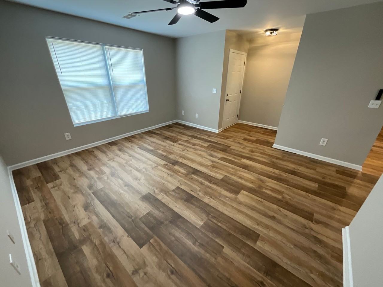 1019 N Manor Dr - Photo 7 of 27