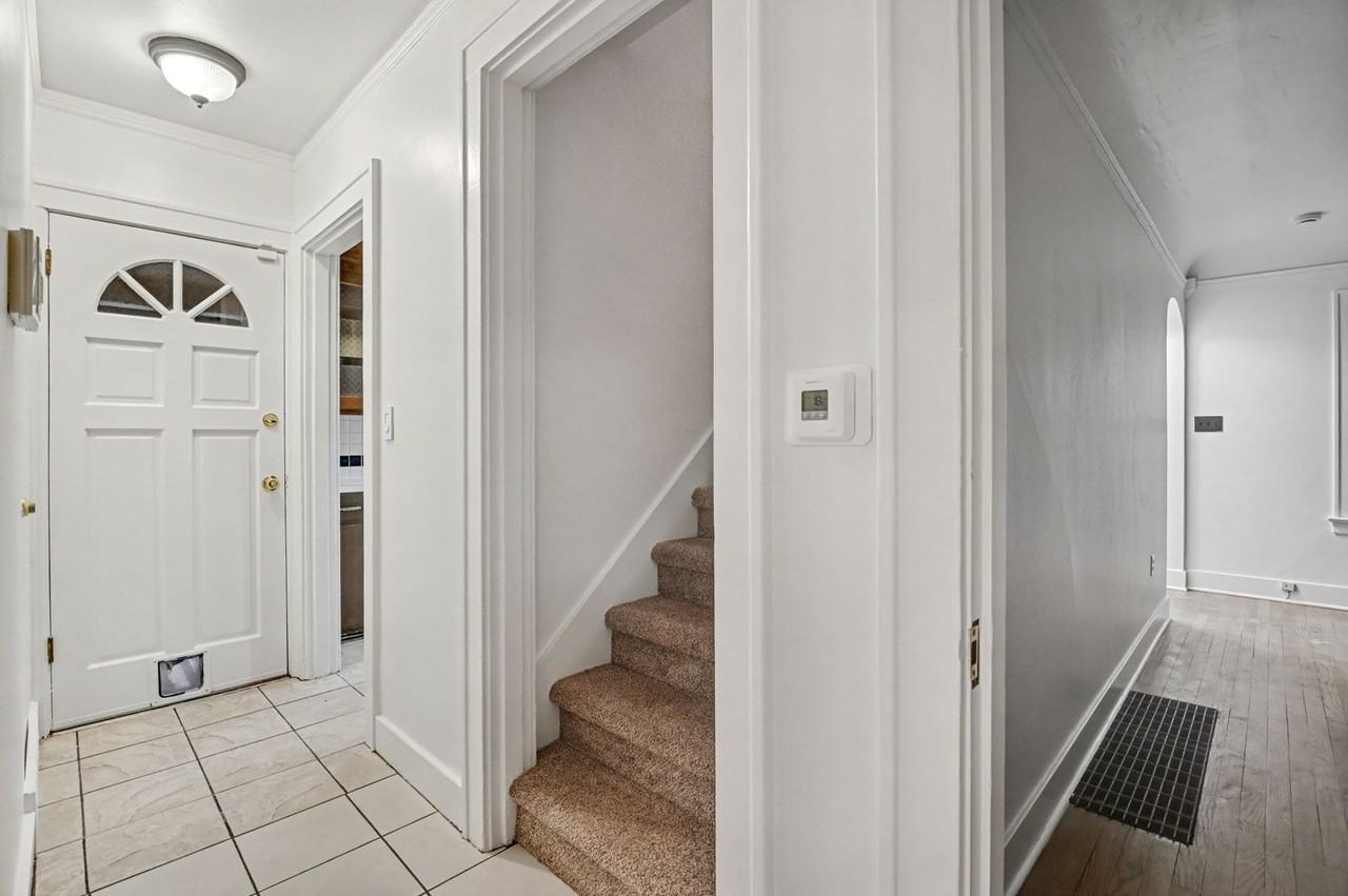 9222 35th Avenue Southwest - Photo 2 of 23