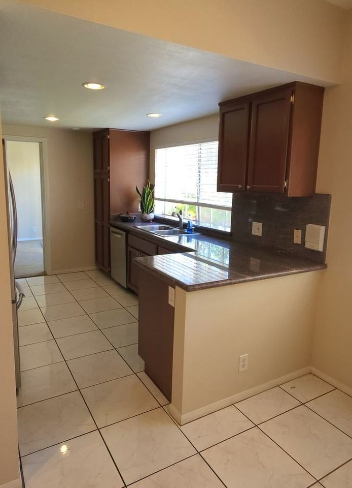 2759 Stanislaus Avenue - Photo 4 of 23