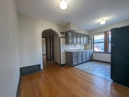 featured image of 3908 Chippewa St