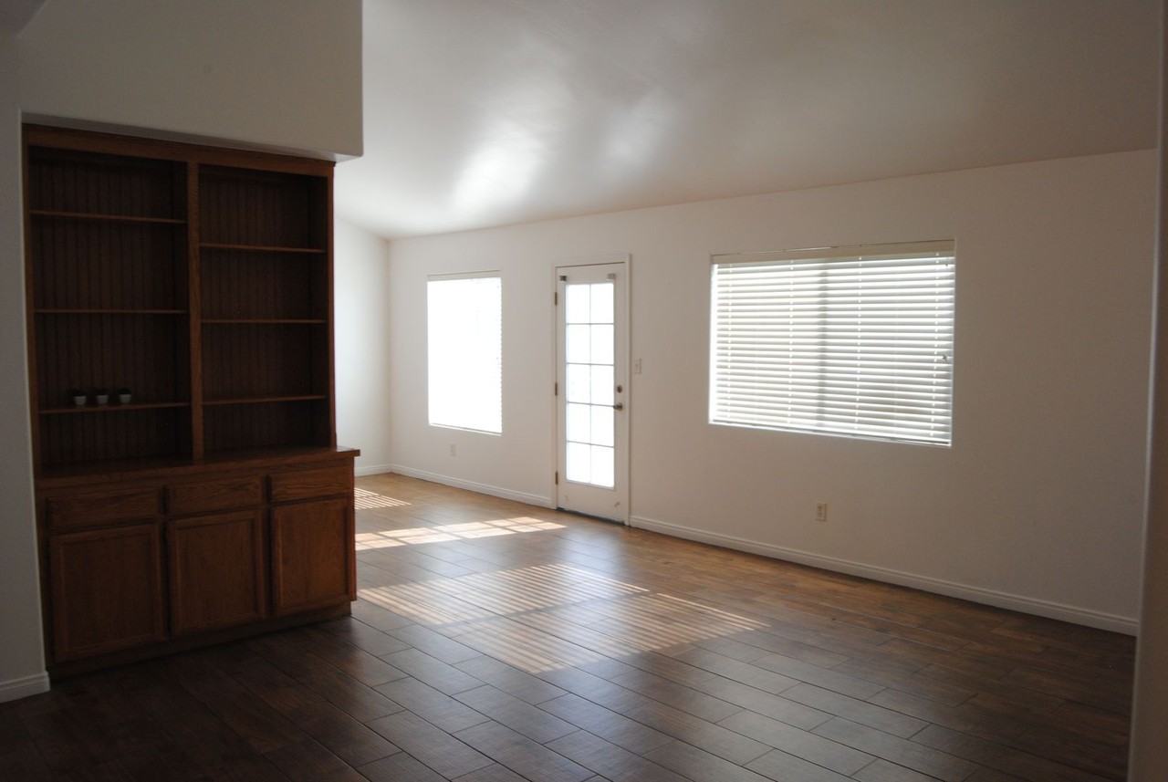 5103 Casa Bonita Dr - Photo 2 of 11
