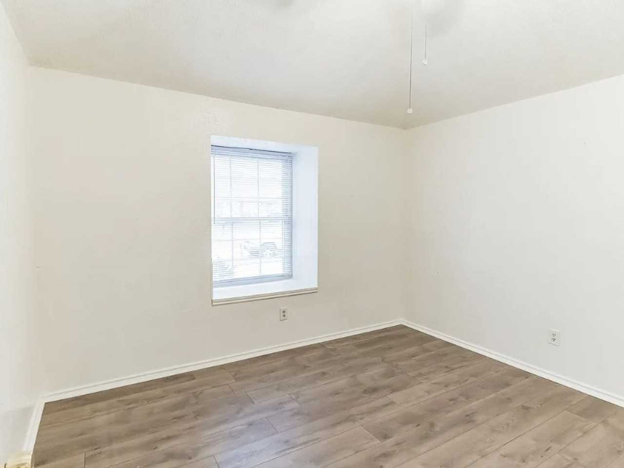 4118 Cochise Dr - Photo 5 of 25