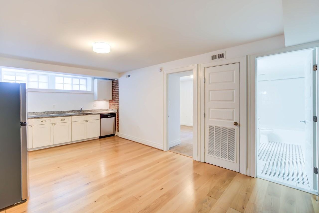 Fitz - Photo 2 of 50