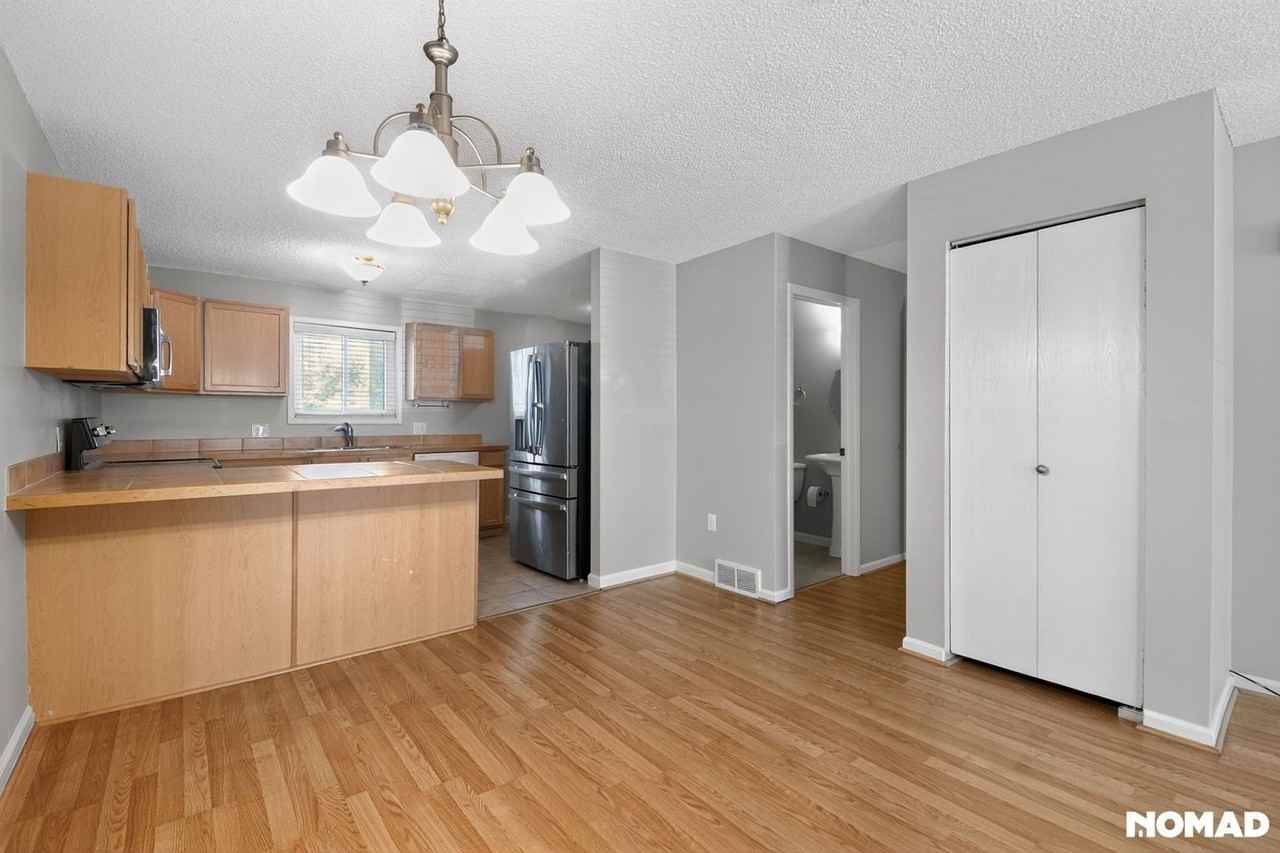 1244 S Reed St - Photo 3 of 20
