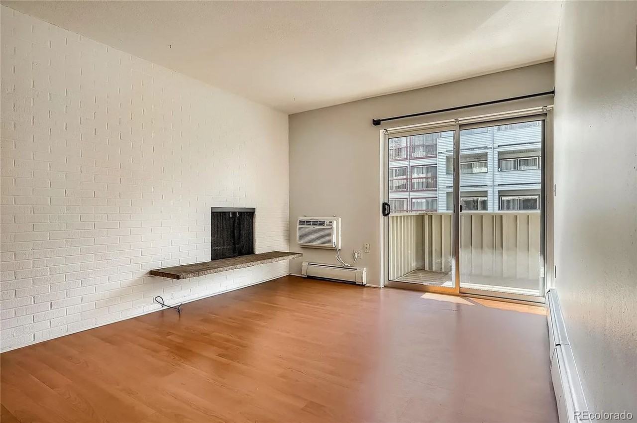 4110 Hale Parkway - Photo 3 of 13