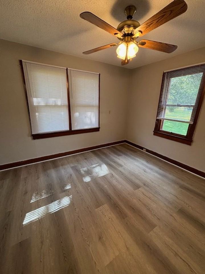 8469 Cobb Rd - Photo 3 of 28