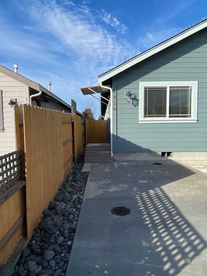 1956 Sagewood Way - Photo 2 of 30