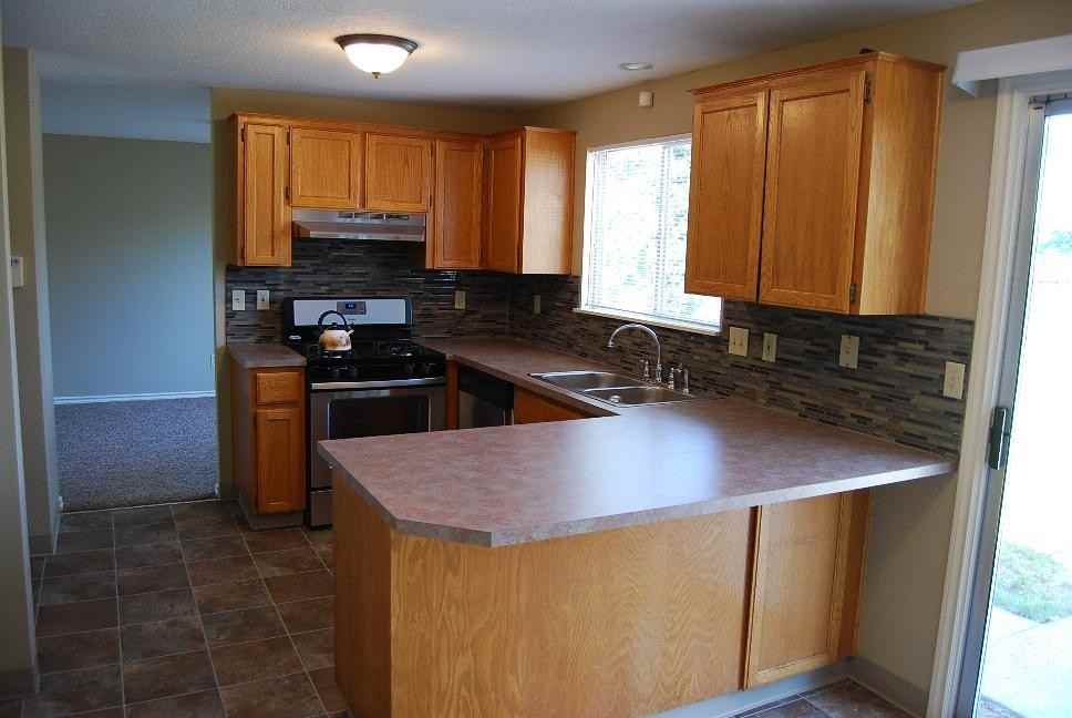 205 Ne 176th Ave - Photo 7 of 28