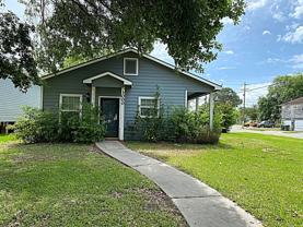 3000 8th St - Photo 1 of 1