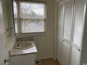 1220 Manassas Court #Apt B - Photo 1 of 1