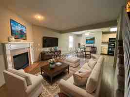 featured image of 1009 Garden Way